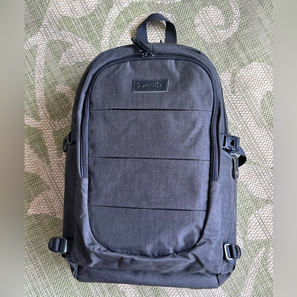 Tzowla Anti-Theft Backpack